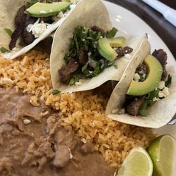 Primas Mexican Kitchen - Cali Tacos steak
