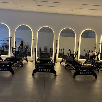 Onyx Lagree - Studio is nice a clean. The whole team is great! If you're looking for a new challenge and great workouts it's here !! - Pilates Near Me - Menifee, California Onyx Lagree - Studio is nice a clean. The whole team is great! If you're looking for a new challenge and great workouts it's here !! - Pilates Near Me - Menifee, California