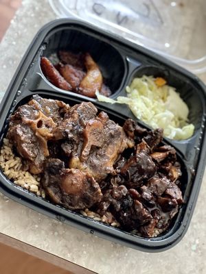 The Jamaican Pot by null