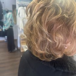 The Fringe 17' Boutique & Salon - Finished Style Finished style while shopping at The Fringe 17' Boutique & Salon