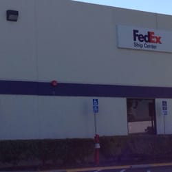 FedEx Ship Center