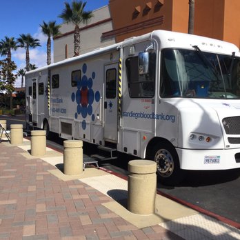 Promenade Temecula - Way to go San Diego Blood Bank! - Shopping Centers Near Me - Temecula, California