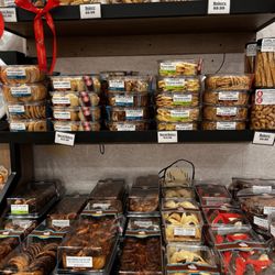 Nuts Factory - Israeli and parve delicacies
