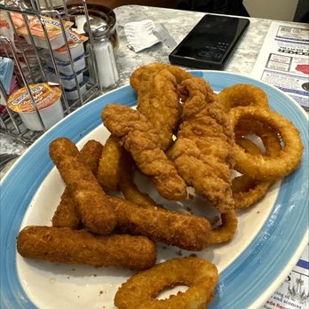 Blue Colony Diner - Diners Near Me - Newtown, Connecticut Blue Colony Diner - Diners Near Me - Newtown, Connecticut
