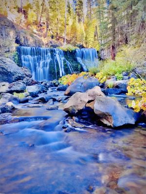 McCloud Falls - Upper Fall by null