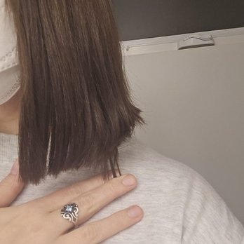 Studio Booth - My hair had several of these longer, uncut pieces sticking out. - Hair Salons Near Me - Pittsburg, Pennsylvania