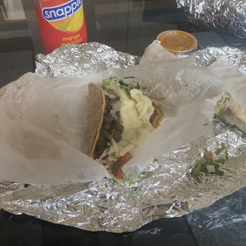 Taqueria Varitas - Steak taco (very filling & the hot sauce is hot ) - Mexican Near Me - Chicago, Illinois