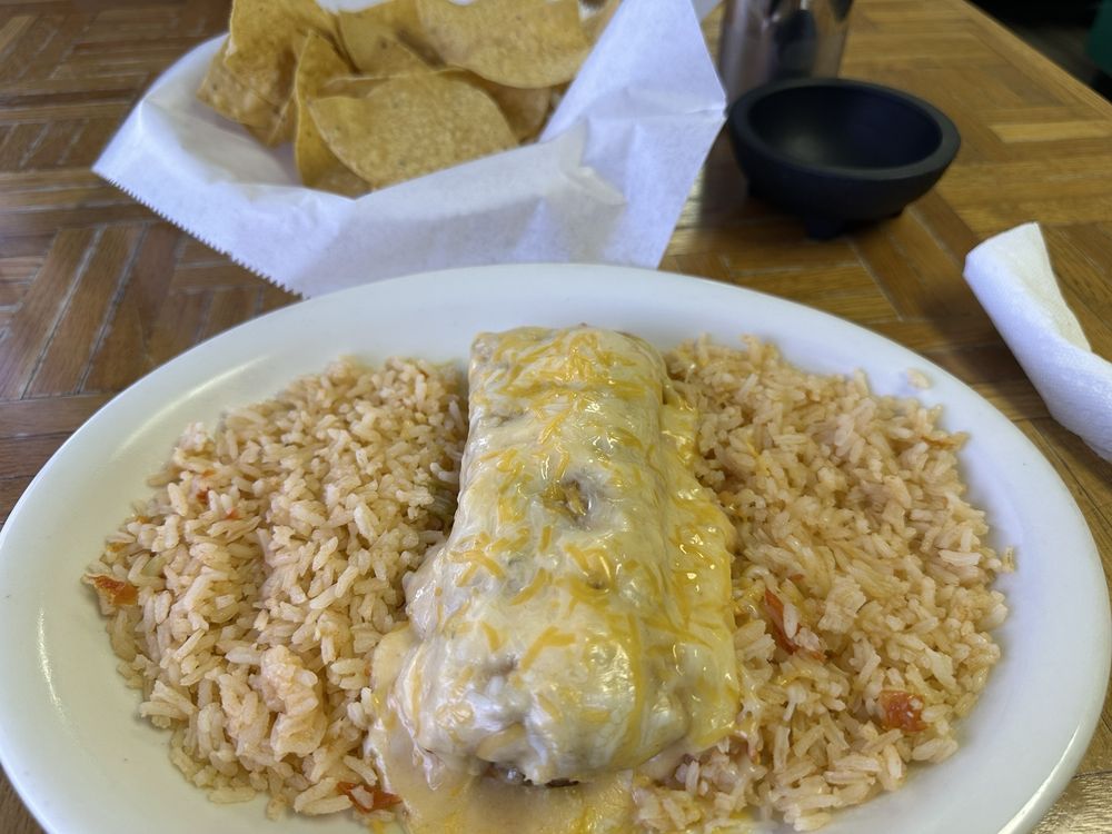 El Puente Mexican Food Restaurnat