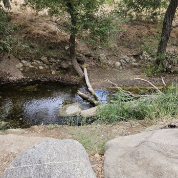 Limekiln Canyon Trail - Water - Hiking Near Me - Northridge, California Limekiln Canyon Trail - Water - Hiking Near Me - Northridge, California