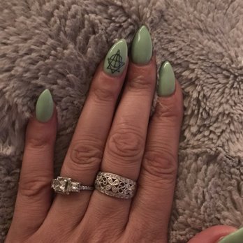 DT Nails Design - Love the geometric design... - Nail Salons Near Me - Perris, California