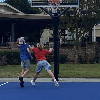 Silver Shells Beach Resort & Spa - basketball with a new friend - Vacation Rentals Near Me - Destin, Florida