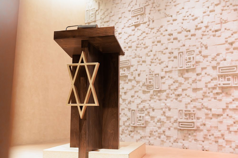 ROBERT SCHOEM’S MENORAH CHAPEL 20 Reviews 150 W State Rt 4, Paramus