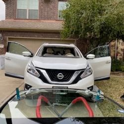 Daylight Auto Glass