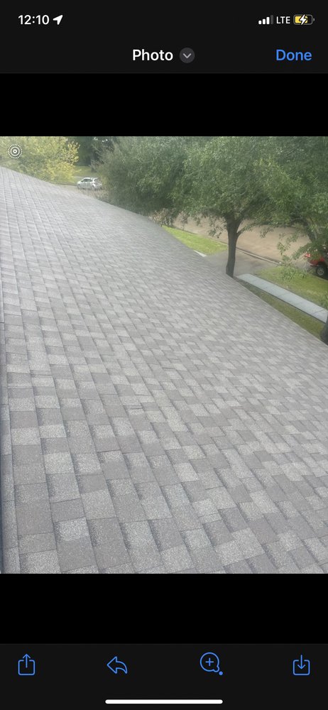 Slide of Arnold Roofing and Construction