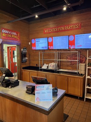 Famous Dave's Bar-B-Que by null