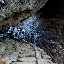 Alum Cave Trail - Alum Cave Trail to Mount LeConte | Instagram: @telephonesmoothie