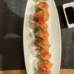 Golden Salmon Special Roll