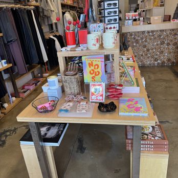 Treehaus - Welcome to treehaus! Come on it. Our gifts and books are only the beginning. - Women's Clothing Near Me - Los Angeles, California Treehaus - Welcome to treehaus! Come on it. Our gifts and books are only the beginning. - Women's Clothing Near Me - Los Angeles, California
