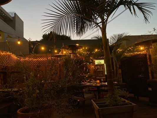 Tagine Beverly Hills by null