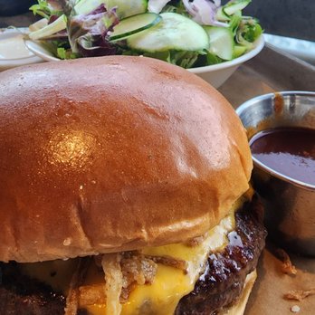 Idyllwild Brewpub - Reinsman Burger - Brewpubs Near Me - Idyllwild, California Idyllwild Brewpub - Reinsman Burger - Brewpubs Near Me - Idyllwild, California
