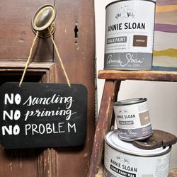 Cascas Vintage And Design - Annie Sloan Chalk Paint sold here. We have every color of Chalk Paint! Ask us about our artistic workshops!