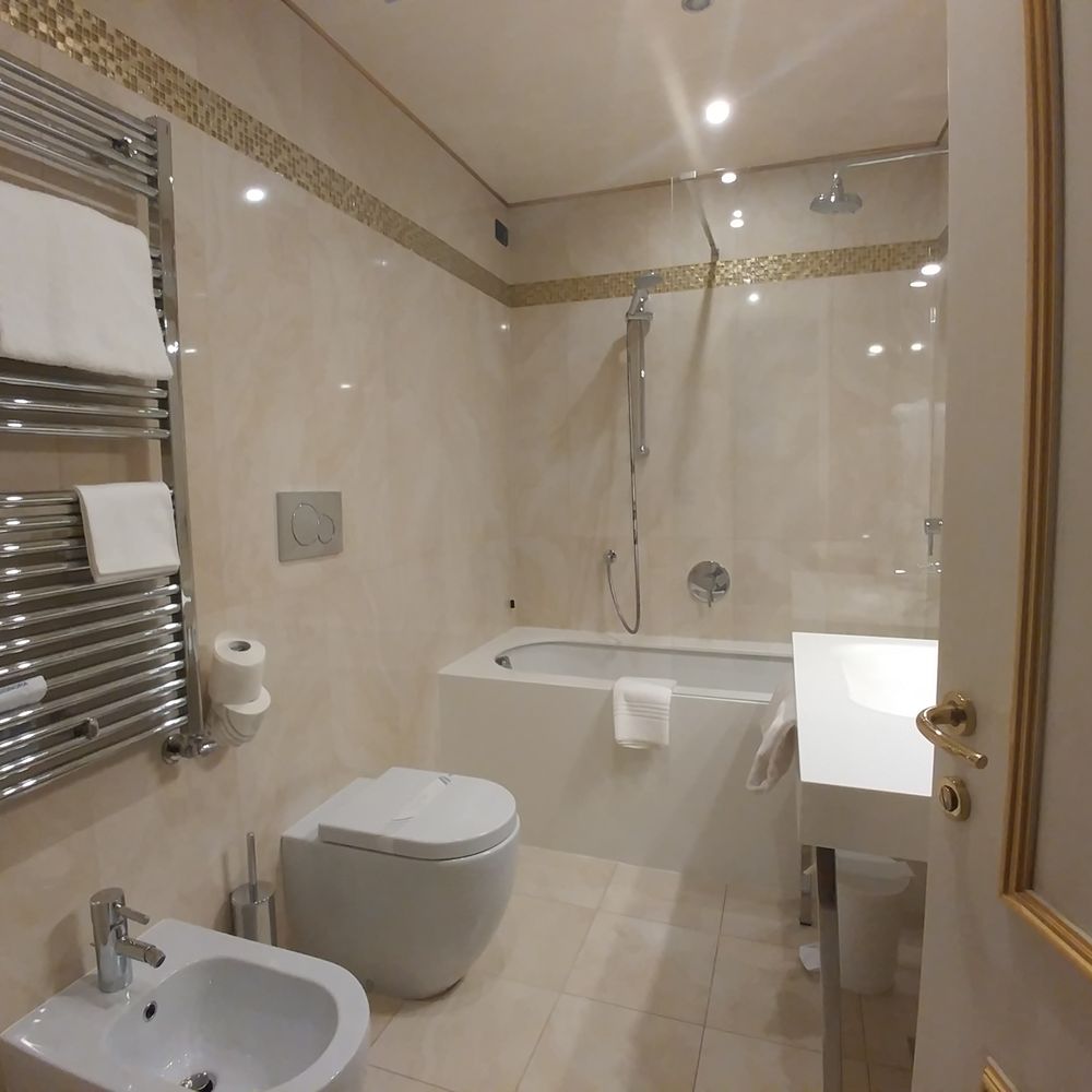 Hotel Tre Archi - Hotels Near Me - Venezia, VE