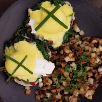 Blu Jam Cafe - Florentine Benedict - Breakfast & Brunch Near Me - Los Angeles, California Blu Jam Cafe - Florentine Benedict - Breakfast & Brunch Near Me - Los Angeles, California