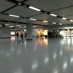 港鐵香港站 - Corridor