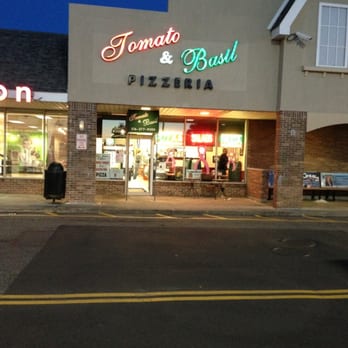 Tomato & Basil Pizzeria