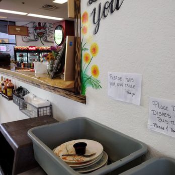 My Mom’s - you pick up your food at the counter, and bus your own trays - Breakfast & Brunch Near Me - Albuquerque, New Mexico