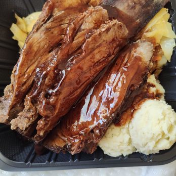 Peaches Kitchen & Catering - Beef rib with cabbage and garlic mashed potatoes - Caribbean Near Me - Washington, DC, District of Columbia Peaches Kitchen & Catering - Beef rib with cabbage and garlic mashed potatoes - Caribbean Near Me - Washington, DC, District of Columbia