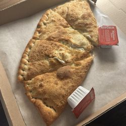 Zio Al’s Pizza & Pasta - Calzone 12"
