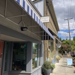 Ace Typewriter & Equipment Company - The store front.
