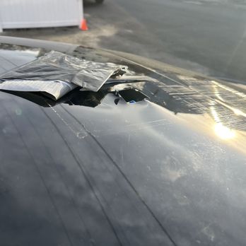 Hynes Collision Center - Woburn - Auto Repair Near Me - Woburn, Massachusetts