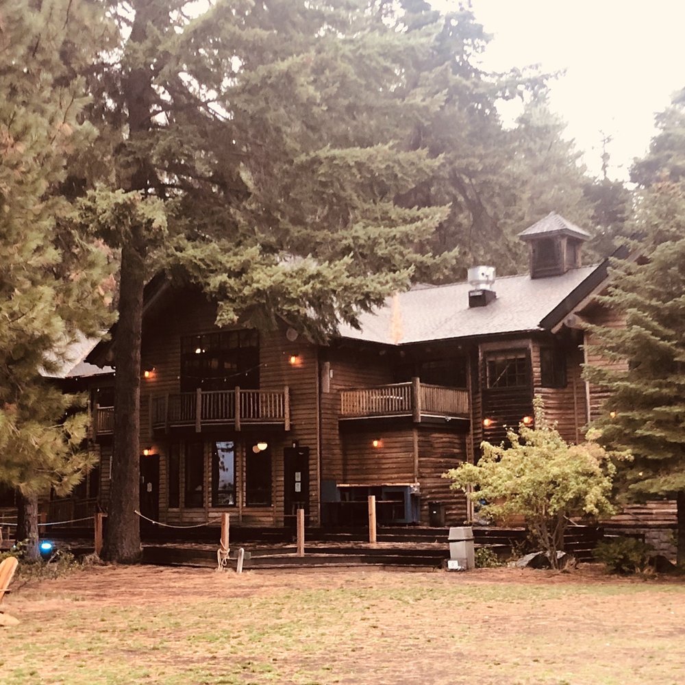 Suttle Lodge & Boathouse - Hotels Near Me - Sisters, Oregon Suttle Lodge & Boathouse - Hotels Near Me - Sisters, Oregon