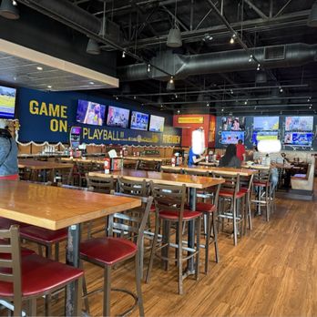 Glory Days Grill - Sports Bars Near Me - Riverview, Florida