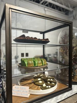 Black Phin Coffee Bar by null