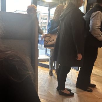 Ramsay's Kitchen - Seating right next to crowds of people waiting for their seats - New American Near Me - Naperville, Illinois
