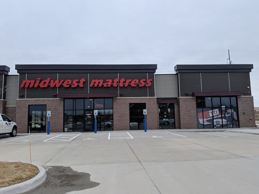 MIDWEST MATTRESS Updated May 2024 317 E 1st St, Ankeny, Iowa