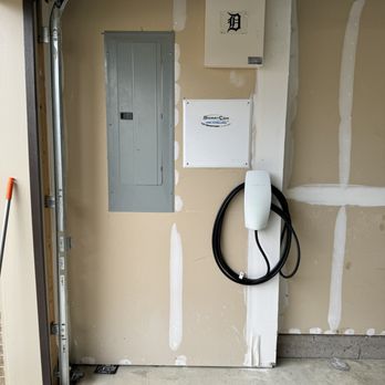 Under Dogs Electric - Electricians Near Me Under Dogs Electric - Electricians Near Me