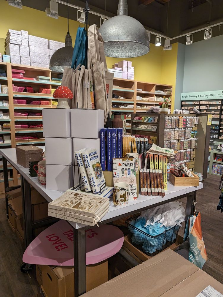 Paper Source - Books and bags - Cards & Stationery Near Me - Saint Paul, Minnesota Paper Source - Books and bags - Cards & Stationery Near Me - Saint Paul, Minnesota
