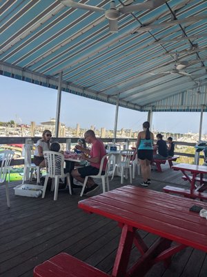 H&H Seafood Market by null