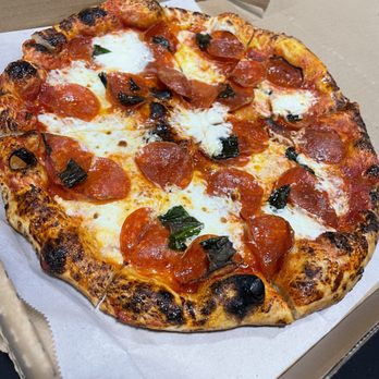 Three Smiths - Pizza Near Me Three Smiths - Pizza Near Me