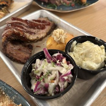 The Marketplace by Fabio Viviani - Brisket with Mac and cheese, apple coleslaw, and cornbread - Buffets Near Me - Cabazon, California The Marketplace by Fabio Viviani - Brisket with Mac and cheese, apple coleslaw, and cornbread - Buffets Near Me - Cabazon, California