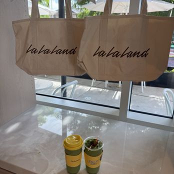 La La Land - Coffee & Tea Near Me - Houston, Texas La La Land - Coffee & Tea Near Me - Houston, Texas