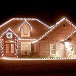 Christmas Light Installers - All pricing includes free removals of your job. Free estimates and affordable pricing!
