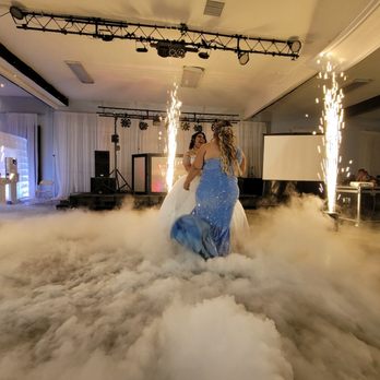 Latin Dj's - Mother and Daughter Dancing on the Clouds with Sparkles - DJs Near Me Latin Dj's - Mother and Daughter Dancing on the Clouds with Sparkles - DJs Near Me
