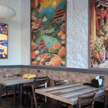 Pho Lab - Inside the restaurant - Vietnamese Near Me - Lake Forest, California