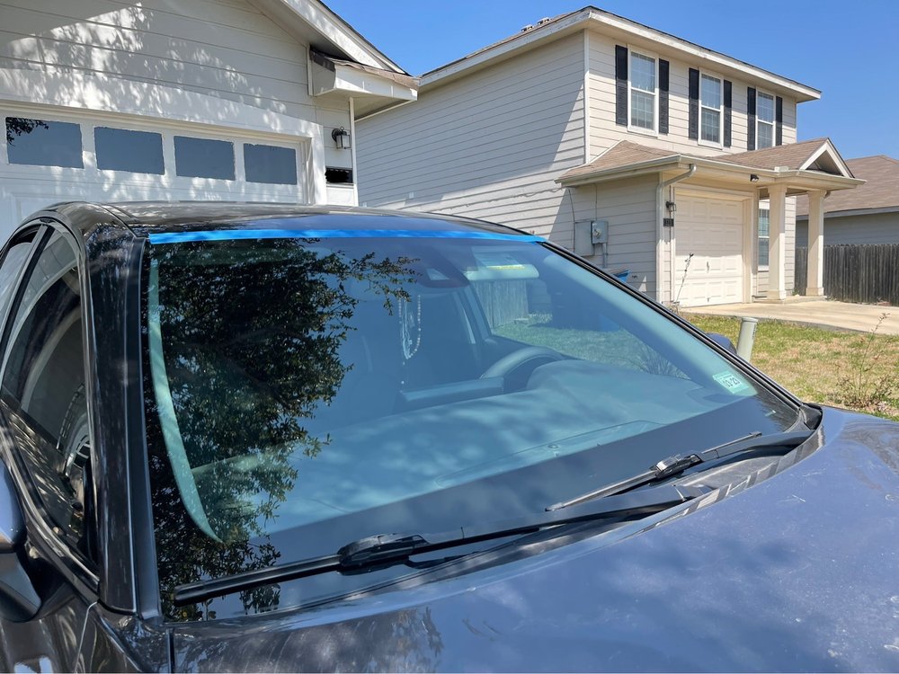 AUTO GLASS Updated August 2024 20 Photos & 11 Reviews 208 S Business I35 B