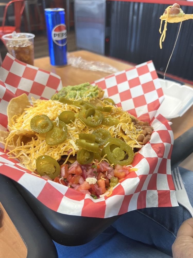 Tacos Los Barrios – Spanish Trails - Photo 3